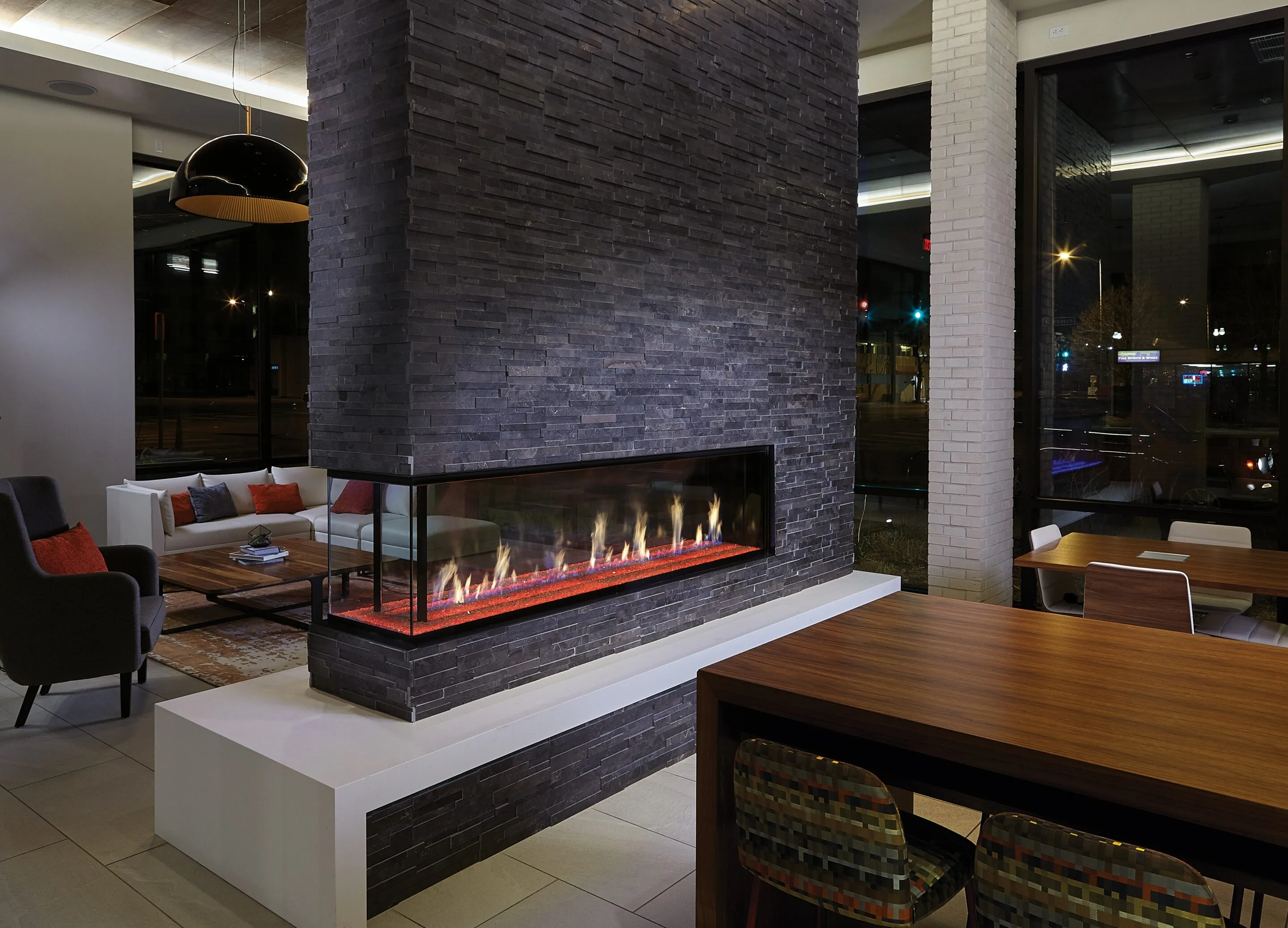 DaVinci contemporary fireplace in a finished interior